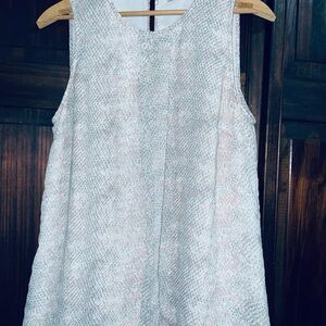 Dalia gray snake‎ skin tank size small